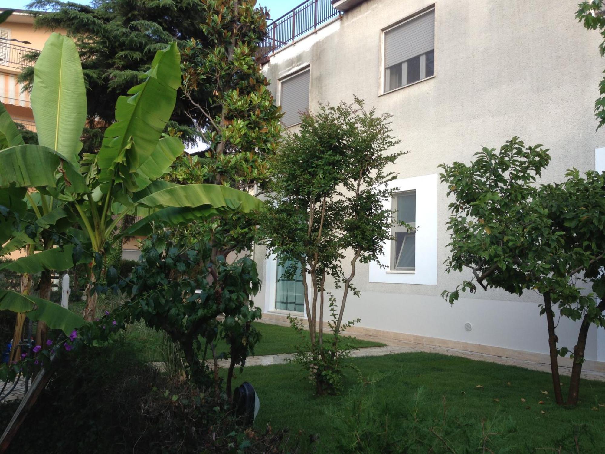 Apartmán Loft 3, A 150 M Dal Mare, Pineto Centro Exteriér fotografie